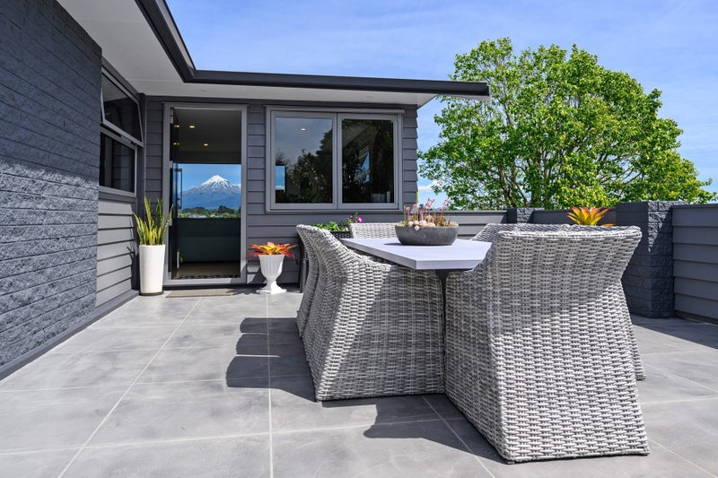 18C Montana Place, Merrilands, New Plymouth - Carousel 1