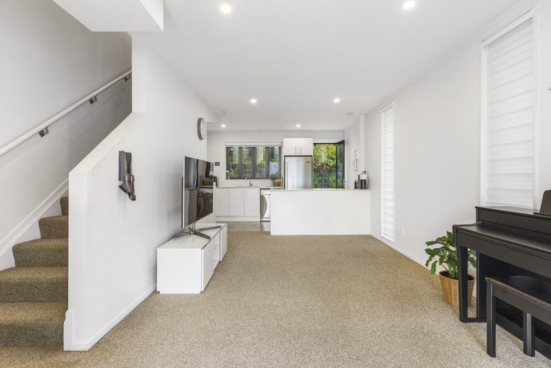 28 Akeake Lane, Albany Heights, Auckland - Carousel 2