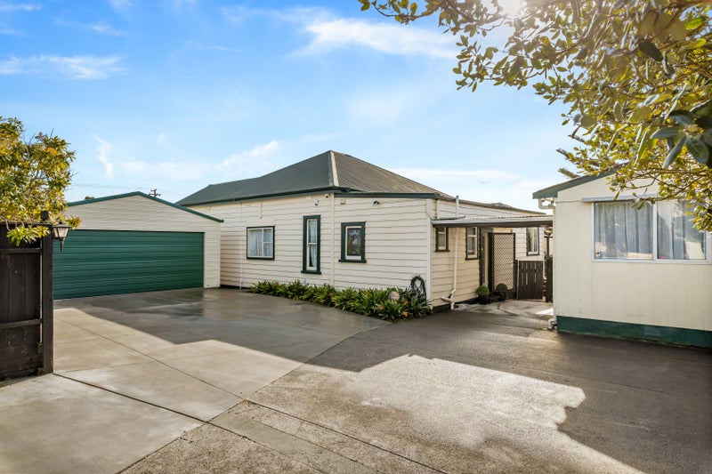 2 MacLaurin Street, Blockhouse Bay, Auckland - Carousel 2