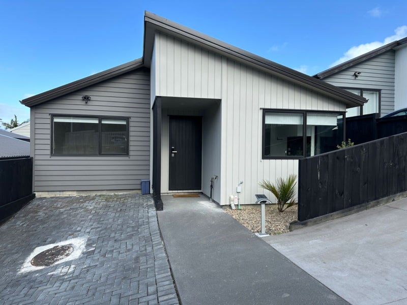 8/101 Hobsonville Road, West Harbour, Auckland - Carousel 1