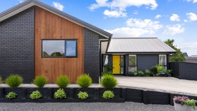 5E Olwyn Place, Greenhithe, Auckland - Carousel 1