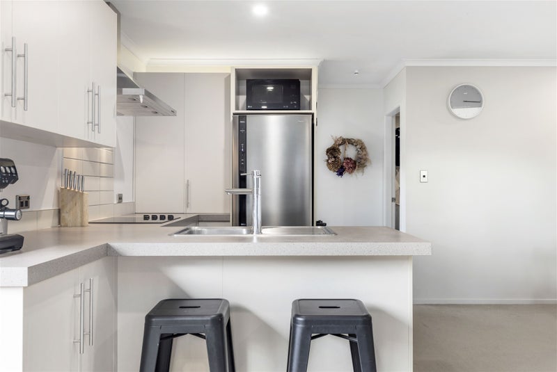 7 Stadium Lane, Whitiora, Hamilton - Carousel 2