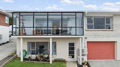 4239A Great North Road, Glendene, Auckland - Carousel 1