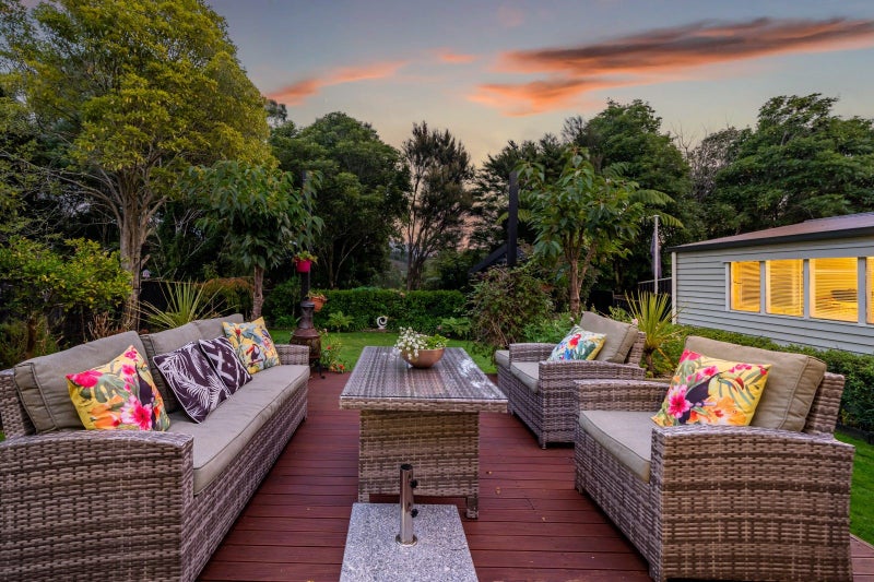 3 Aniseed Grove, Timberlea, Upper Hutt - Carousel 2