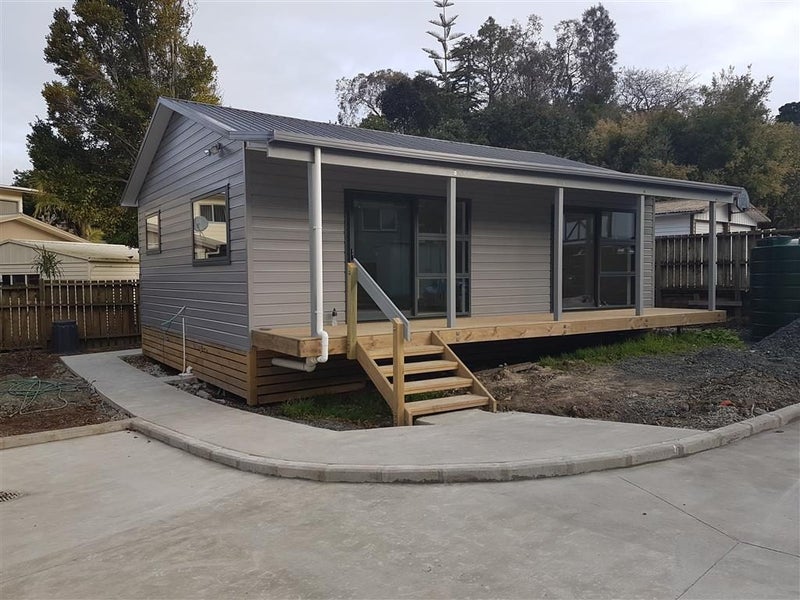 16 Jenanne Place, Totara Vale, Auckland - Carousel 1