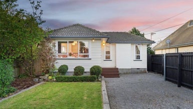 1/12 Downing Street, Hoon Hay, Christchurch - Carousel 1