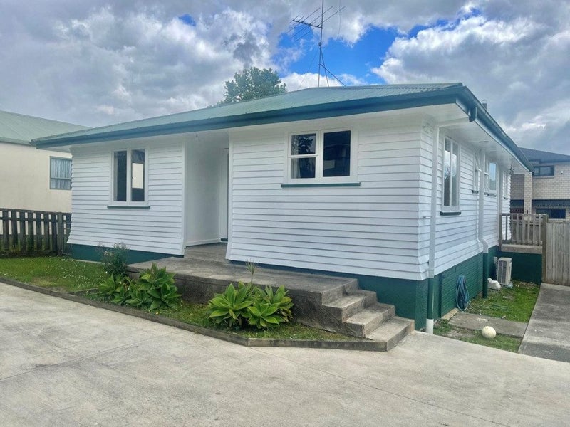 57 Beaubank Road, Kelston, Auckland - Carousel 2