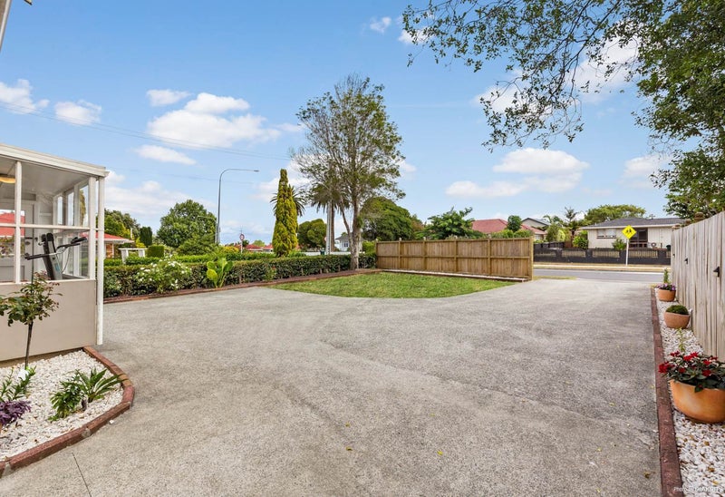 1/78 Beach Road, Pahurehure, Papakura - Carousel 1