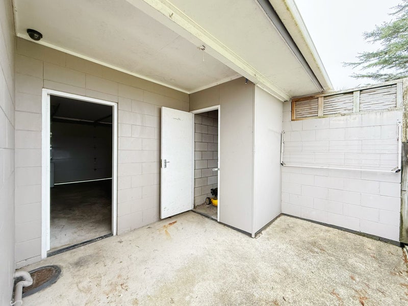 2/1 Raeben Avenue, Hillcrest, Auckland - Carousel 14
