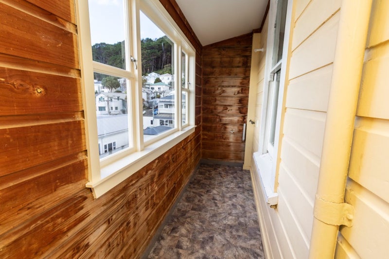 71 Ellice Street, Mount Victoria, Wellington - Carousel 24