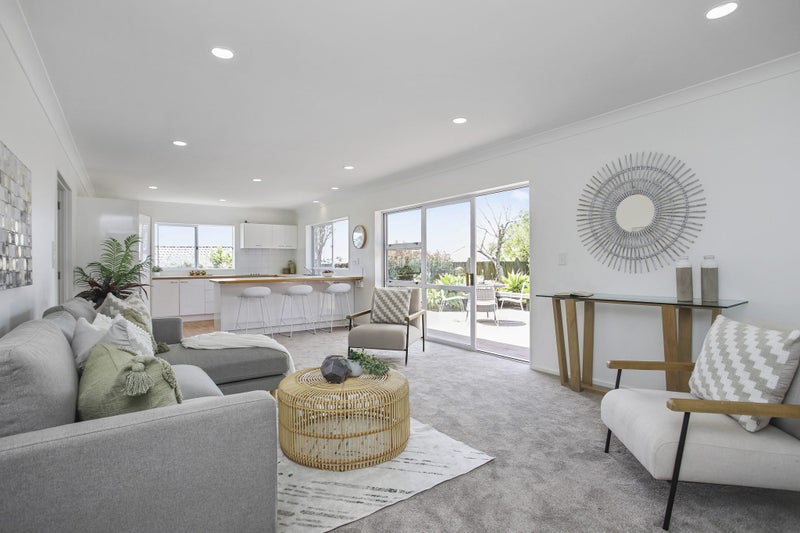 46 Simmental Crescent, Somerville, Manukau - Carousel 2