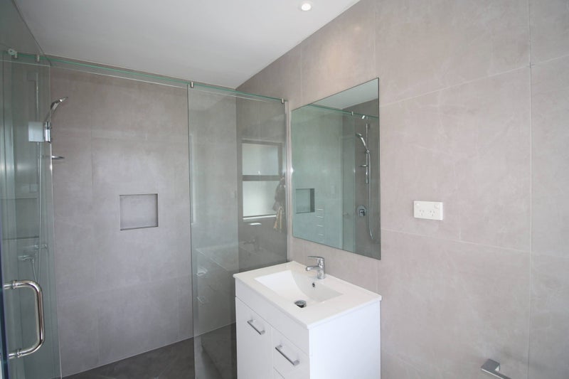 7D Gulf Crest, Bucklands Beach, Auckland - Carousel 13