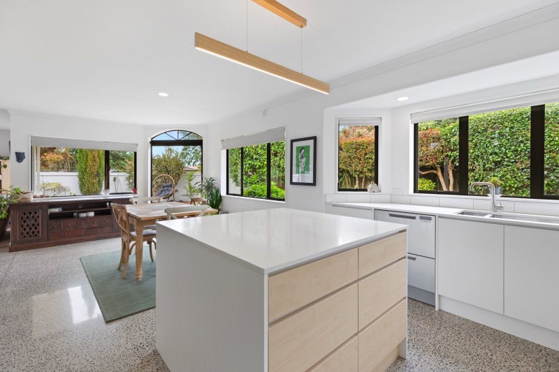 101 Palm Beach Boulevard, Papamoa Beach, Papamoa - Carousel 2