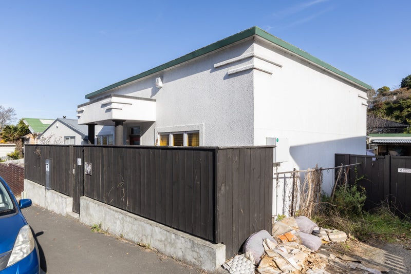 14 Chaucer Road South, Hospital Hill, Napier - Carousel 12
