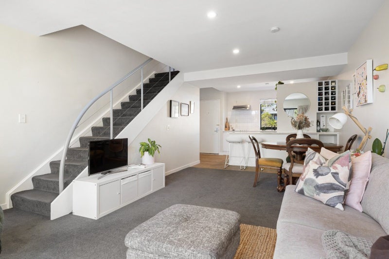 4/33 Winchester Street, Merivale, Christchurch - Carousel 2