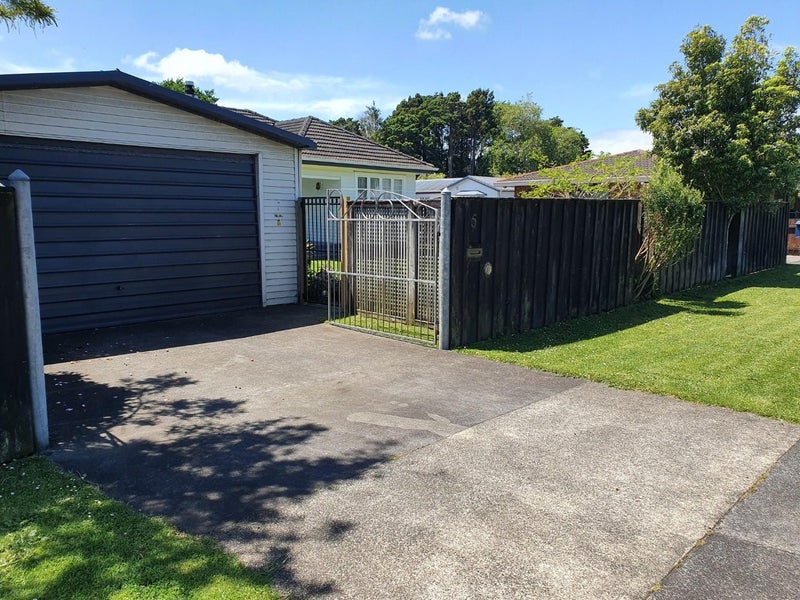 5 Clark Road, Pahurehure, Papakura - Carousel 2