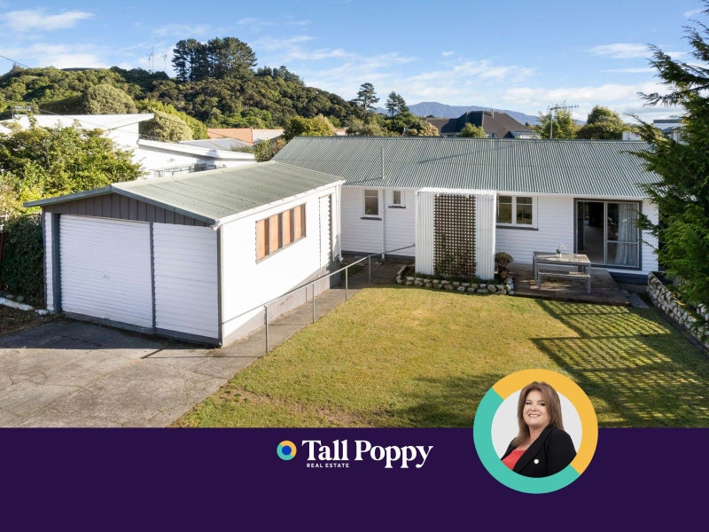 6 Kaitawa Crescent, Paraparaumu - Carousel 1