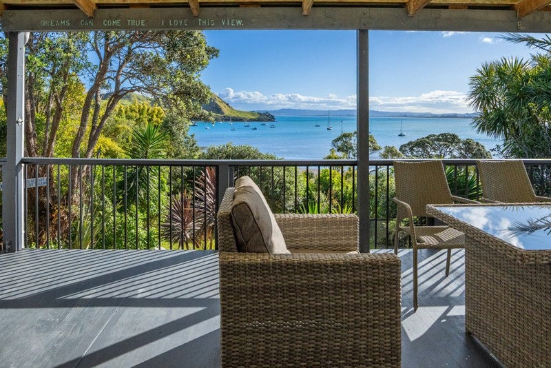 18 Ocean Beach Road, Whangārei Heads - Carousel 1