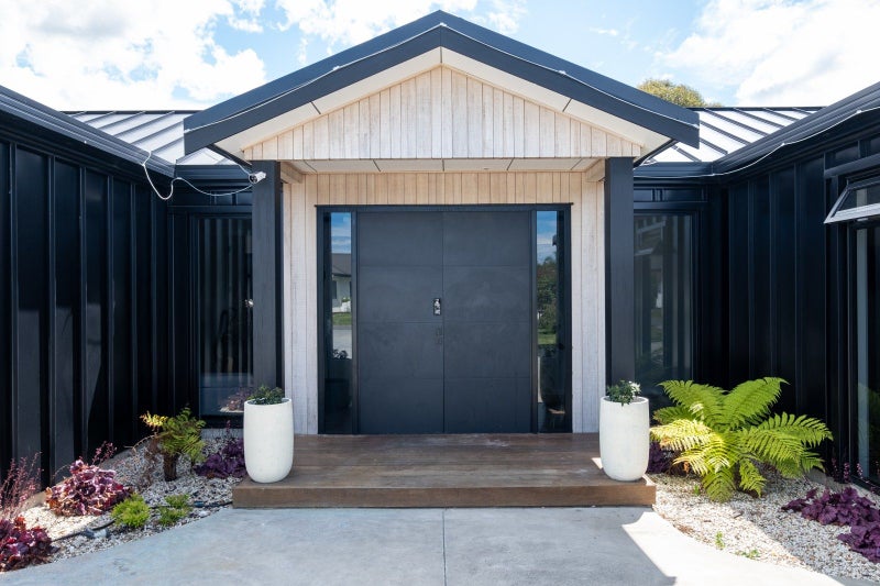 83 Mcelwee Street, Jervoistown, Napier - Carousel 2