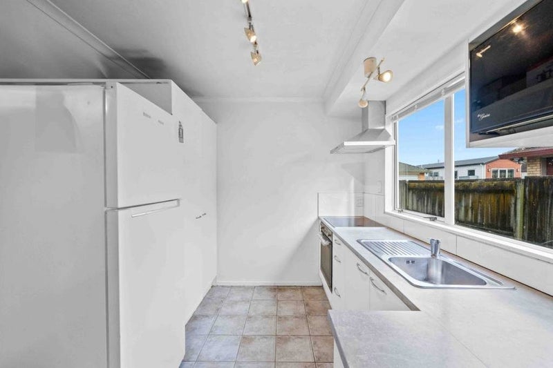 10 Portrush Lane, Takanini, Auckland - Carousel 9