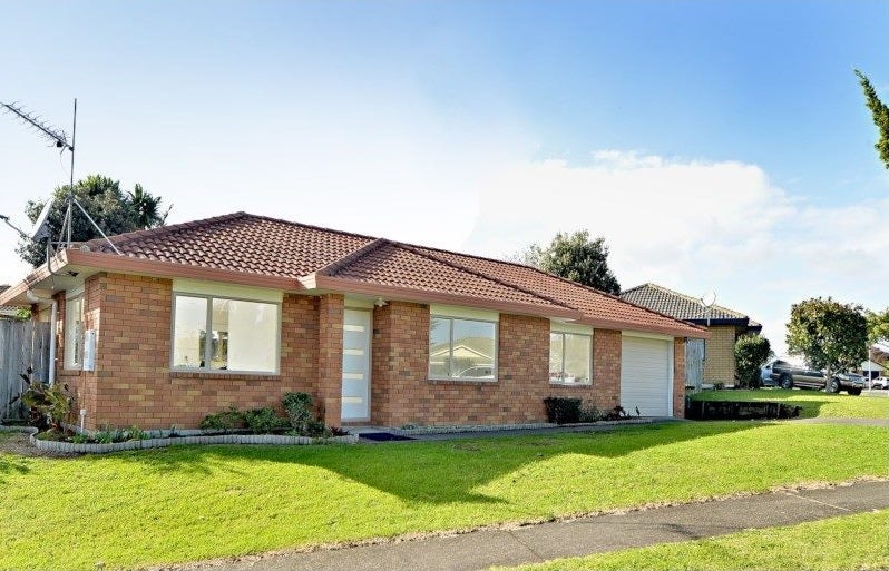 8 Rebecca Rise, Weymouth, Auckland - Carousel 11