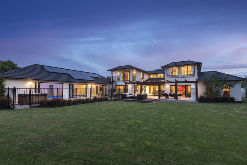 12 Taunton Green, Papanui, Christchurch - Carousel 2