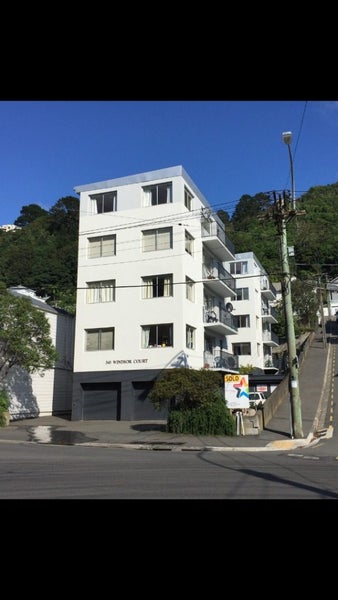 7/340 Tinakori Road, Thorndon, Wellington - Carousel 1