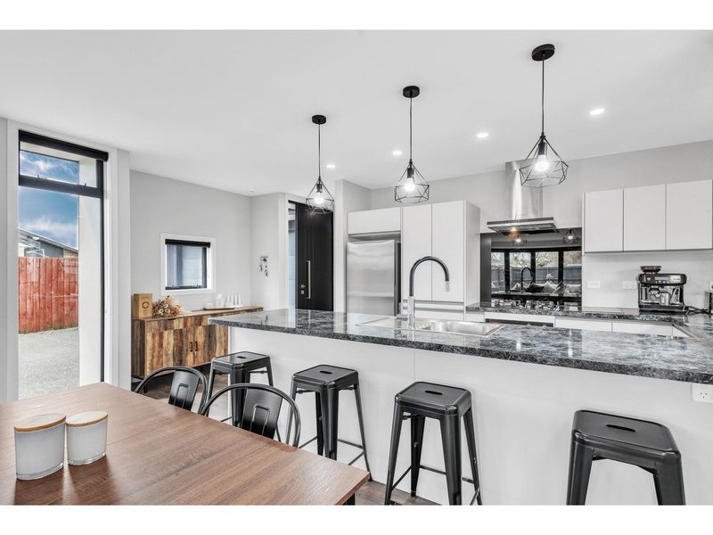 44A Bower Avenue, New Brighton, Christchurch - Carousel 2