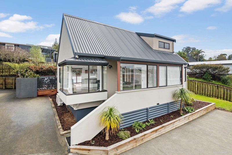 2B Beverley Road, Stanmore Bay, Whangaparaoa - Carousel 1