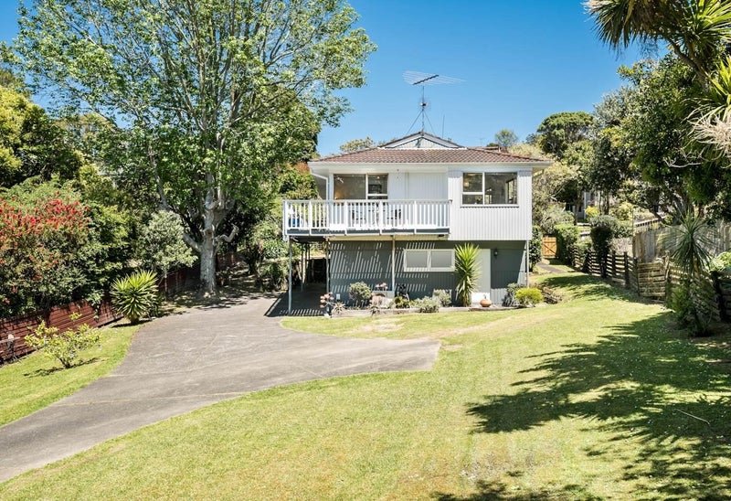 37 Wyoming Avenue, Murrays Bay, Auckland - Carousel 2