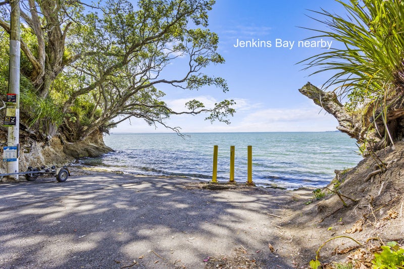 767 South Titirangi Road, Titirangi, Auckland - Carousel 21