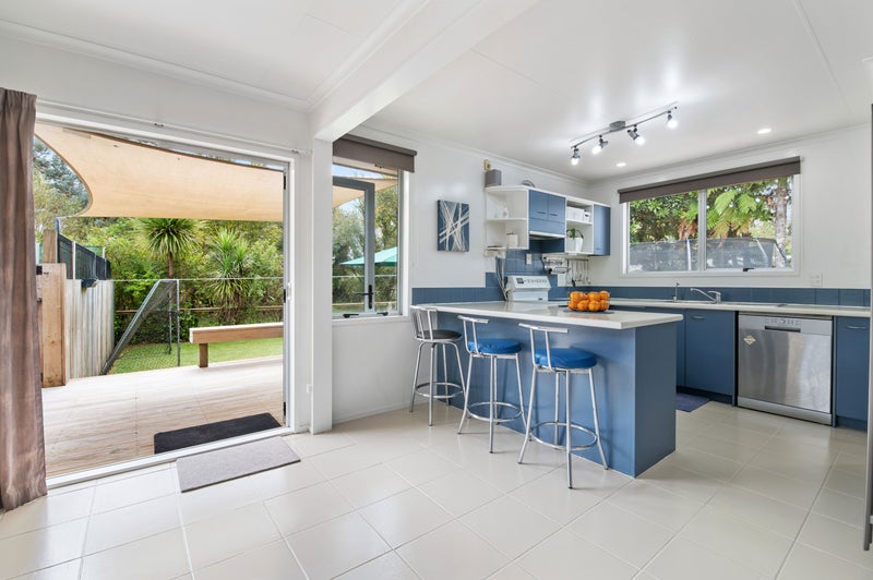 14 Luke Place, Fairy Springs, Rotorua - Carousel 1