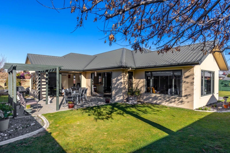 8 Farnham Drive, Springlands, Blenheim - Carousel 2