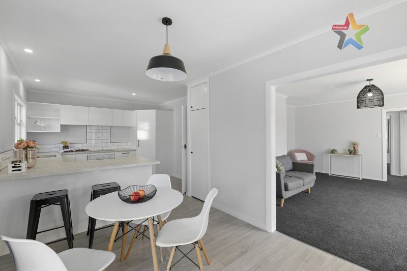 385 Stokes Valley Road, Stokes Valley, Lower Hutt - Carousel 2