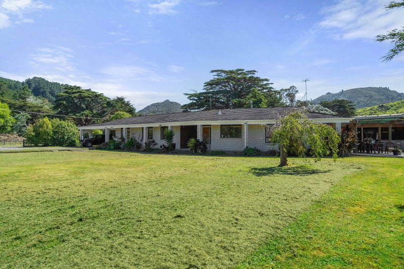 5527 Masterton Castlepoint Road, Tinui - Carousel 2