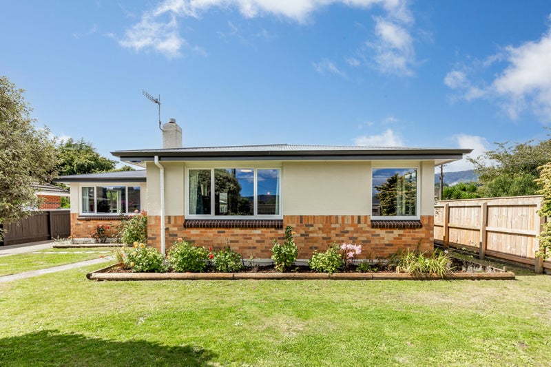32 Totara Park Road, Clouston Park, Upper Hutt - Carousel 1