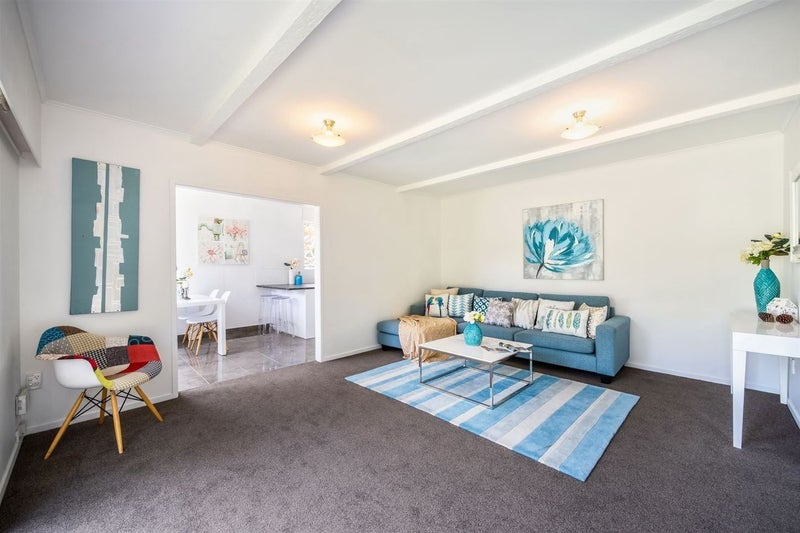 9 Juniper Road, Sunnynook, Auckland - Carousel 2