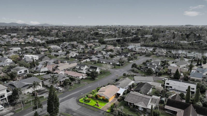 18 Cattanach Street, St Andrews, Hamilton - Carousel 26