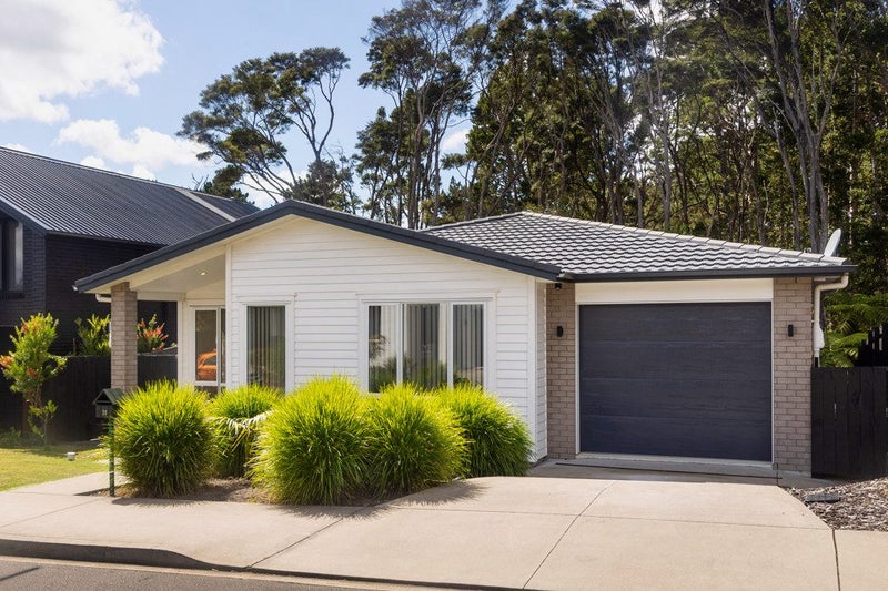 20 Greenwoods Close, Titirangi, Auckland - Carousel 2