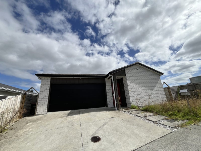 1 Archibald Lane, Opaheke, Papakura - Carousel 2