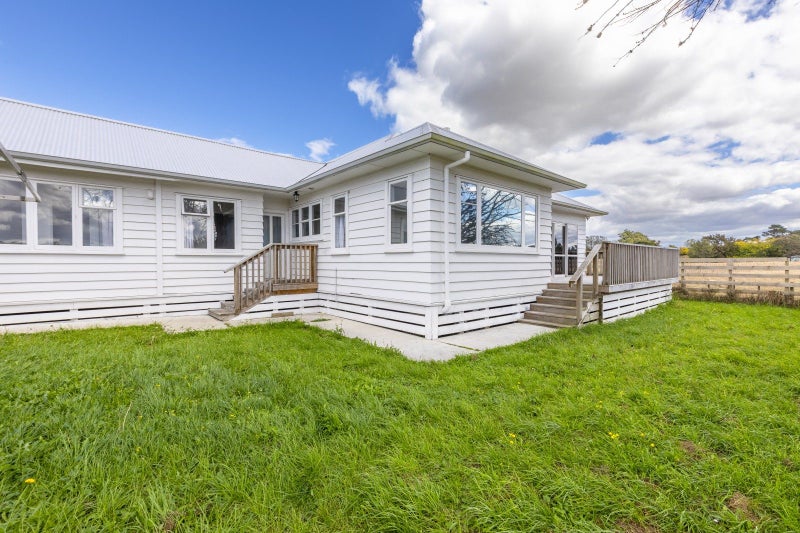 18B Kowhai Place, Waipukurau, Waipukurau - Carousel 1