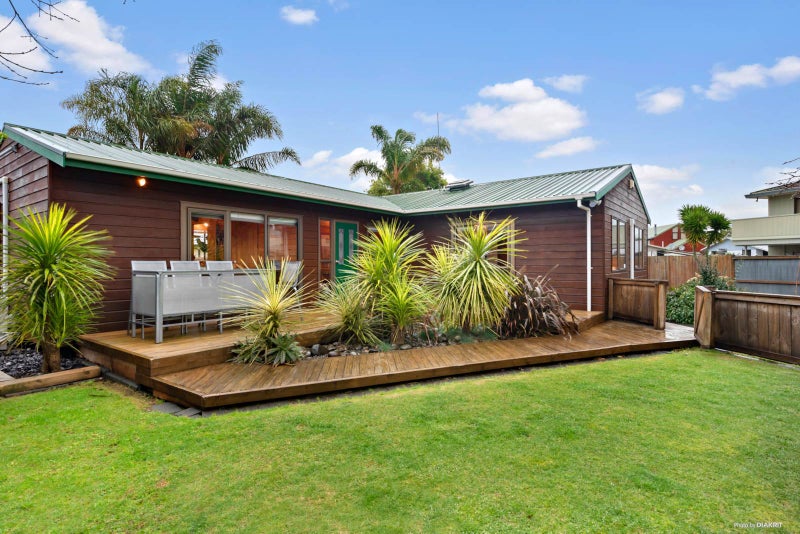 7 Prestwick Place, Wattle Downs, Auckland - Carousel 1