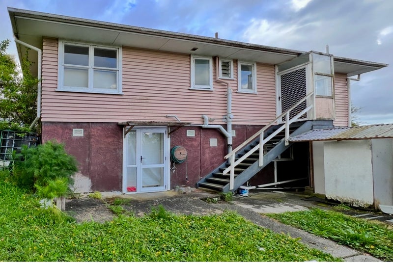 57 Batkin Road, New Windsor, Auckland - Carousel 18