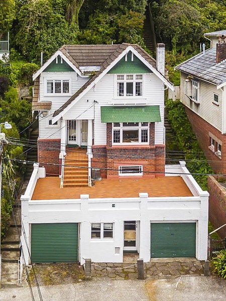 16 Raroa Road, Kelburn, Wellington - Carousel 1