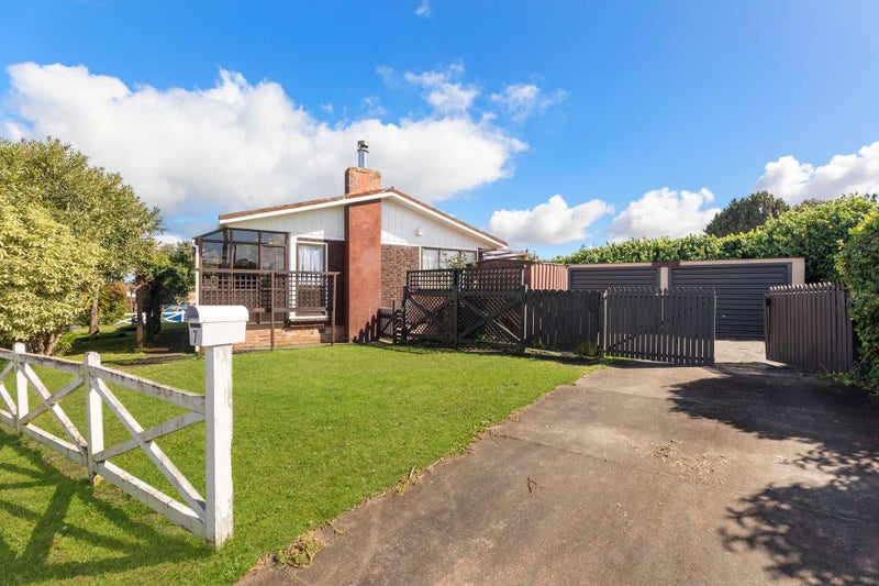7 Boon Street, Manurewa, Auckland - Carousel 2