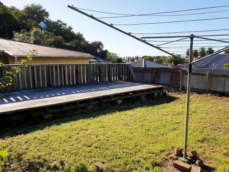 4 Lucknow Terrace, Hospital Hill, Napier - Carousel 13