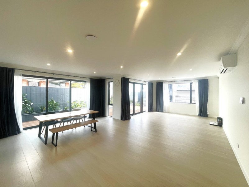 16A William Avenue, Greenlane, Auckland - Carousel 2