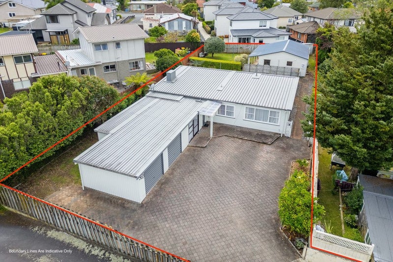 363 Cobham Drive, Hillcrest, Hamilton - Carousel 1
