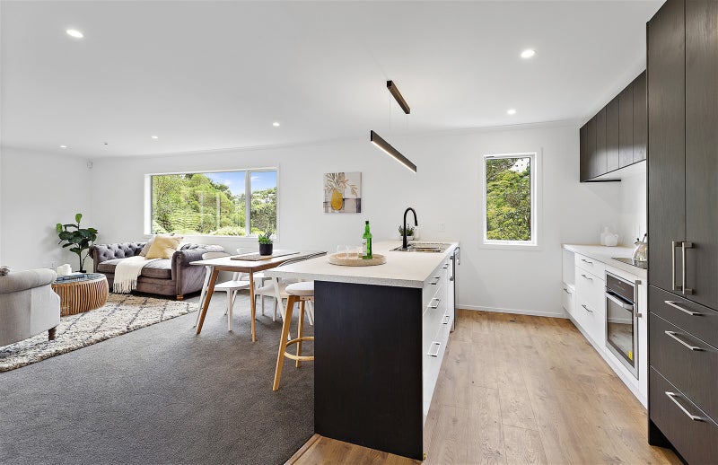 10B Rodney Street, Northland, Wellington - Carousel 2