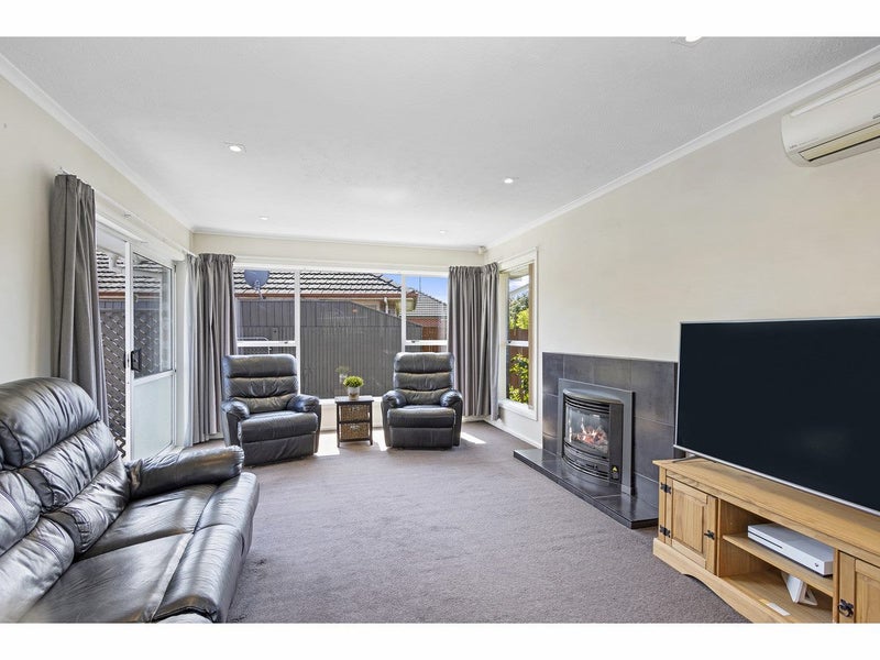 17 Logie Place, Bromley, Christchurch - Carousel 2